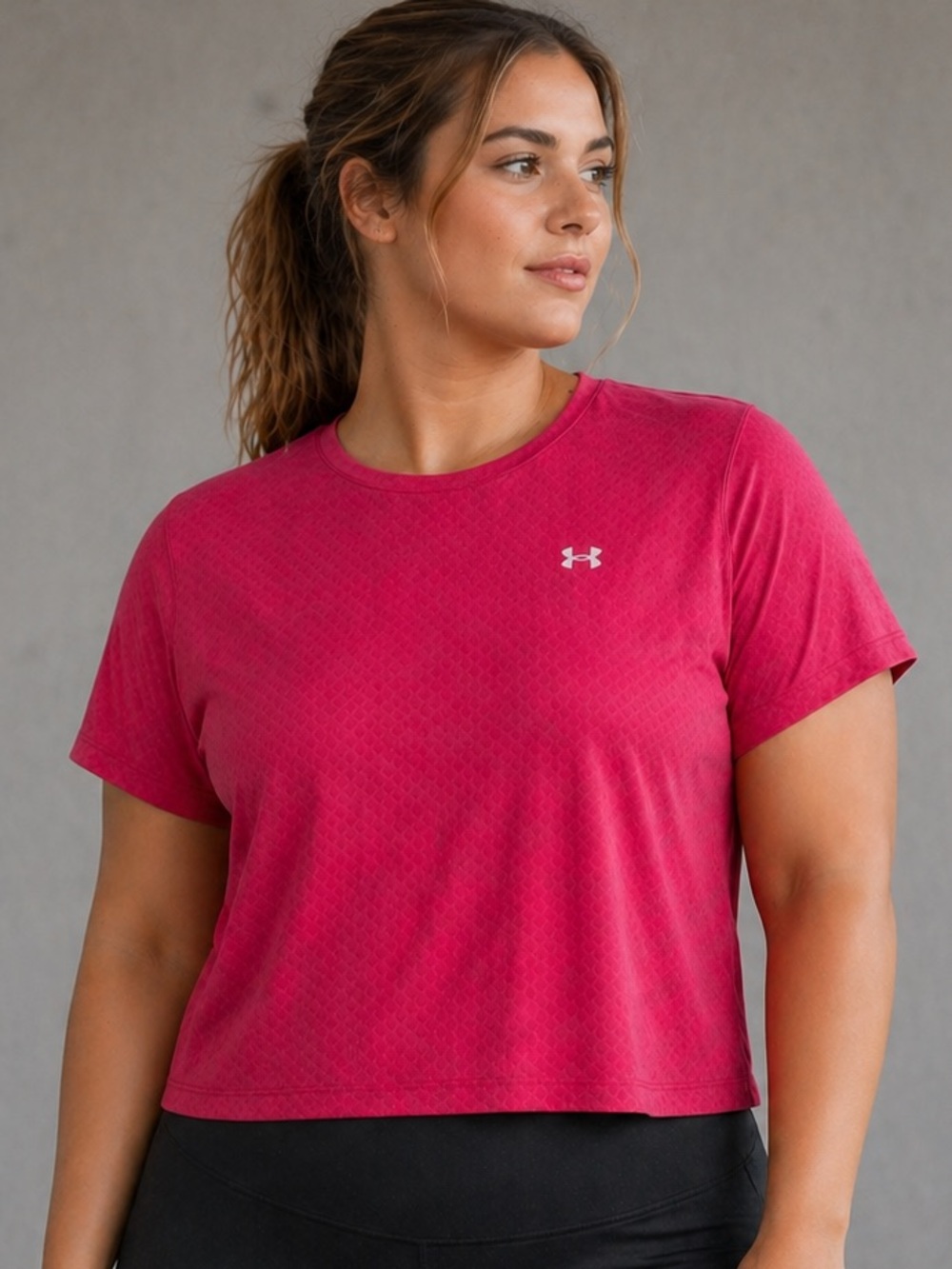 Under Armour Women's Magenta Short Sleeve Crop Top